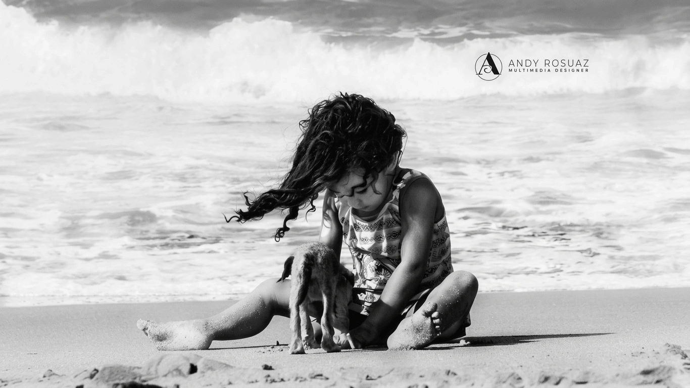Foto nina perro playa blanco negro — Andrés Rodríguez Suazo